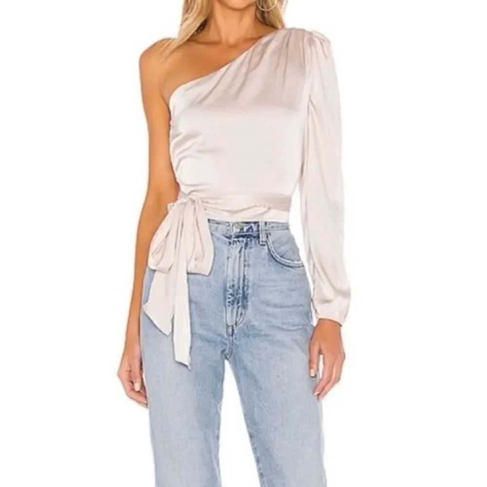 Revolve silky blouse - Picture 2 of 2